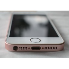 Apple iPhone SE 32GB Smartphone Unlocked Rose Gold & Space Grey 6 Month Warranty Apple iPhone SE 32GB Smartphone Unlocked Rose Gold & Space Grey 6 Month Warranty