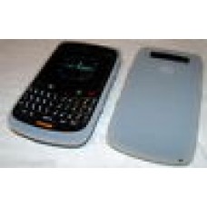 Genuine BlackBerry White Rubber Silicone Skin Case Cover for Bold 9700 / 9780 Genuine BlackBerry White Rubber Silicone Skin Case Cover for Bold 9700 / 9780